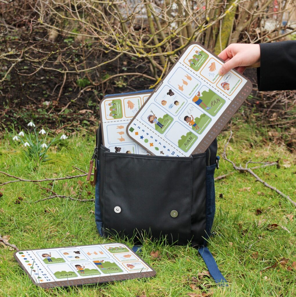 Dansk_Elevtavle_Taske_Mockup